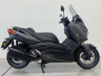 YAMAHA X-MAX 300