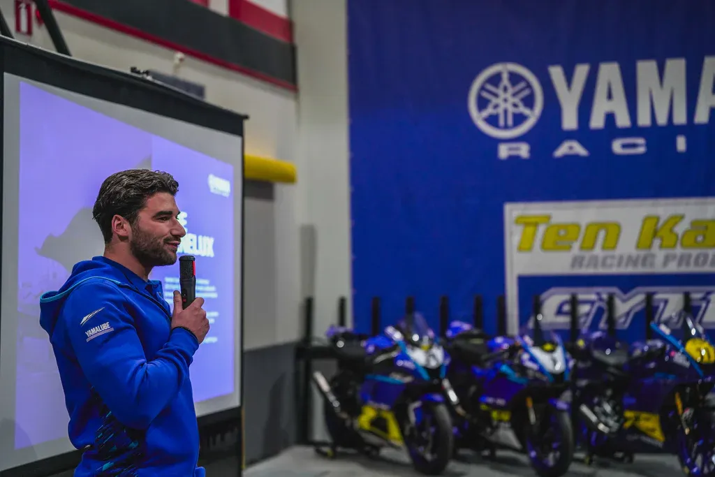 blu cru kick off6 Boeiende Yamaha Racing BLU CRU Benelux 2026 Kick-off