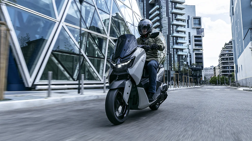 reddot NMAX 125 Tech MAX wins Red Dot Award