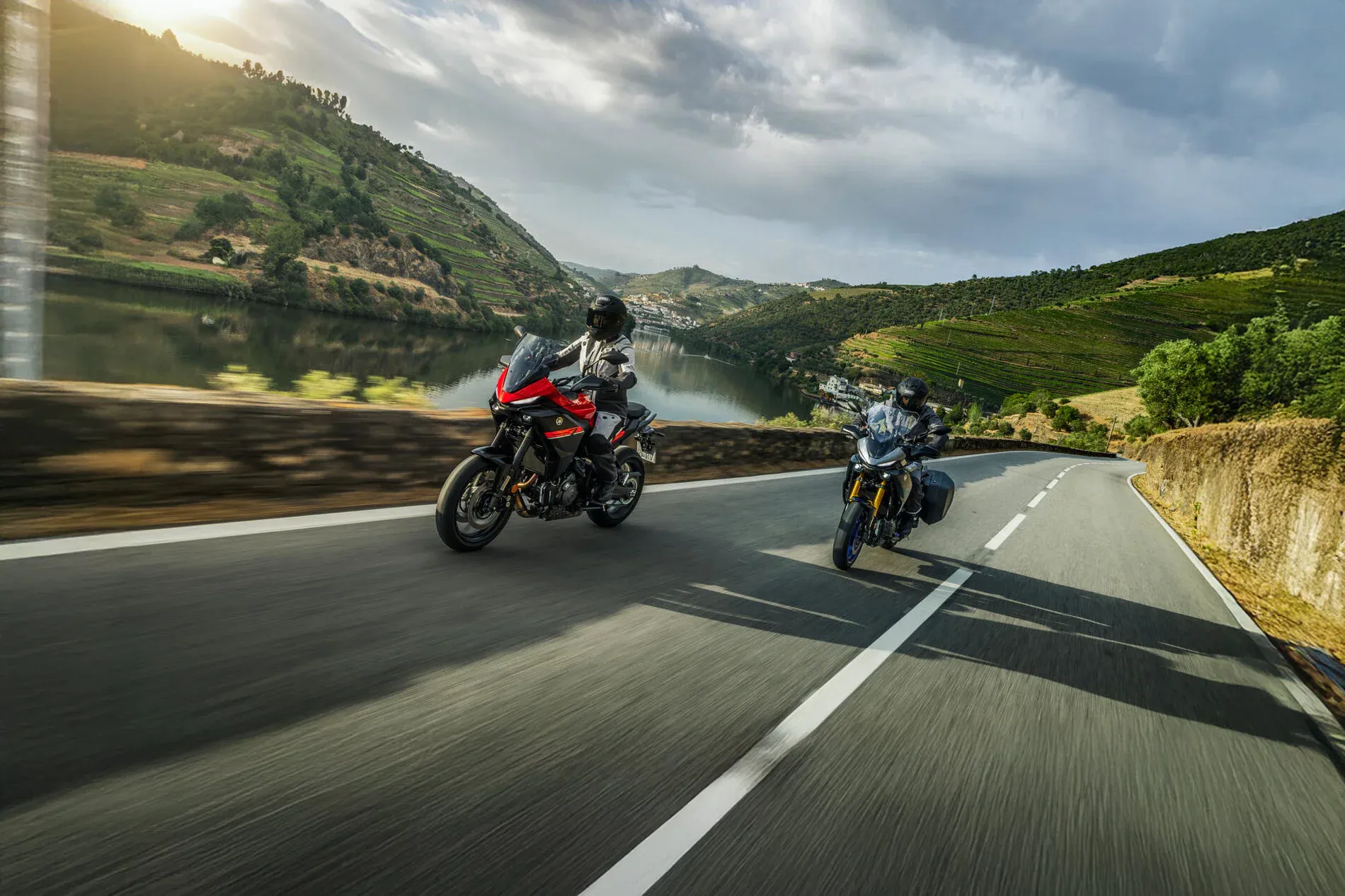 tracr7 1 Yamaha TRACER 7 and TRACER 7 GT Y-AMT